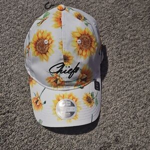 New Era Sunflower Print Chiefs Cap